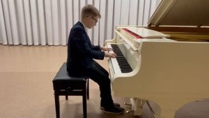 Зайцев Тимофей,10 лет, ДШИ № 12, г. Белово,И.С. Бах Менуэт – трио g-moll из маленьких прелюдий и фуг