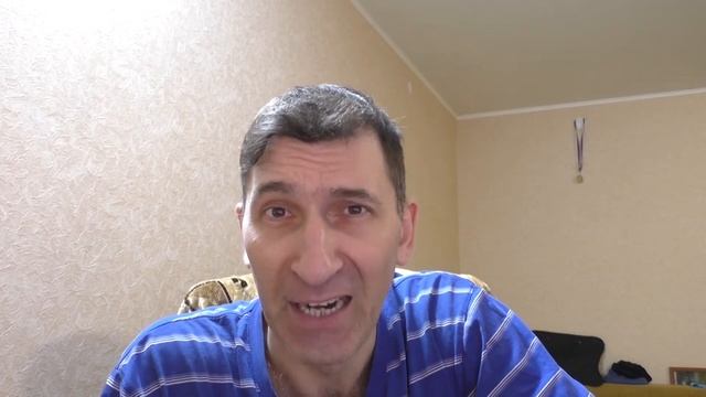 Сосет Лапу по Ошибке #shorts смотреть онлайн