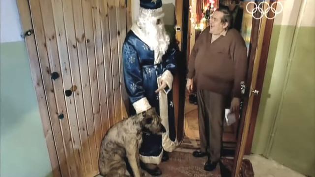 Городок - "Собачку от деда мороза" смотреть онлайн