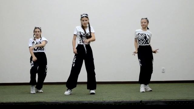 Школа158 на городском этапе Олимпиады по Пяти инициативам Президента Республики Узбекистан. смотреть онлайн