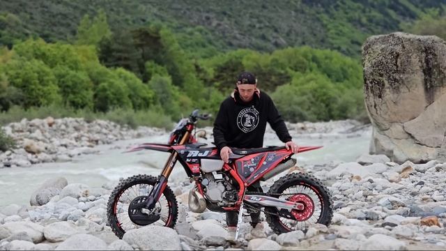 AJ1 TS300 ХАРД ТЕСТ-ДРАЙВ В ГОРАХ УТОПИЛИ НОВЫЙ 2Т ДВИГАТЕЛЬ НА РОССИЙСКОМ РЫНКЕ