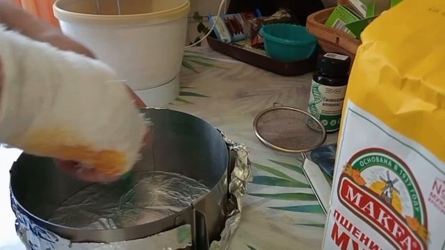 пирог с яблоками и корицей, быстрый рецепт к приходу гостей