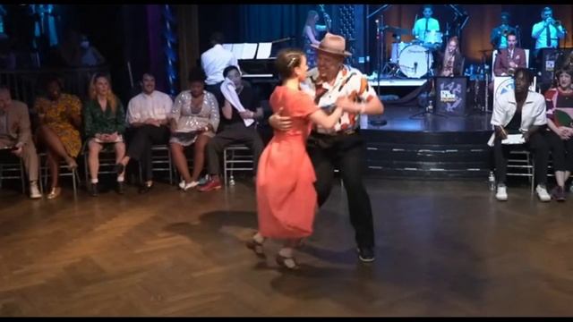 ЛИНДИ ХОП.."айдиги"Ребята, вы просто лучшие!!!Весело и Позитивно..