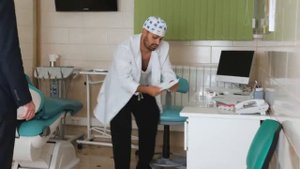 ДЖАВИД - СТОМАТОЛОГ