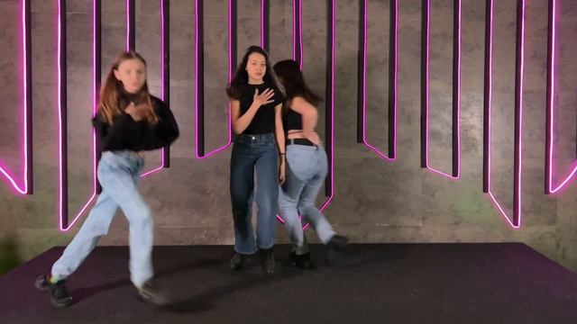 K Pop продолжающие  Mamamoo  Hip Hip