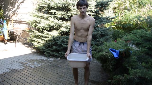 тазик с водичкой.. смотреть онлайн