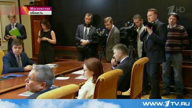 Дмитрий Медведев: ресурсы должны быть сконцентрированы в сферах импортозамещения смотреть онлайн