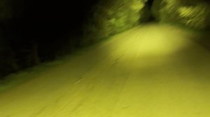 Светодиодная фара дальнего света желтого цвета KM3237SY