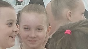 доброе утро Я на ночёвке с моим братом у своей подруге.