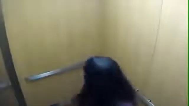 Смешные видео  Приколы  Привидение в лифте! Только для смелых!!!