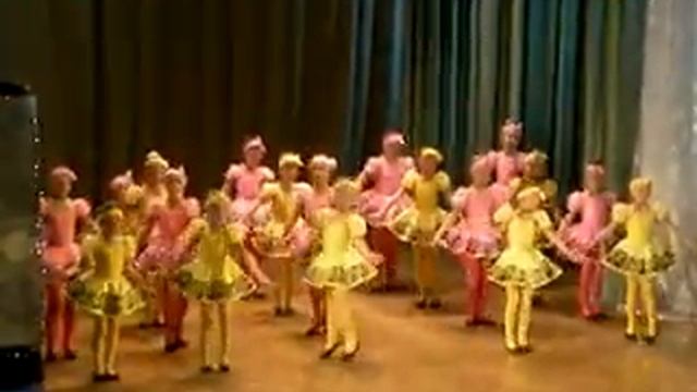 029  Ансамбль Талисман   'Веселые нотки' смотреть онлайн