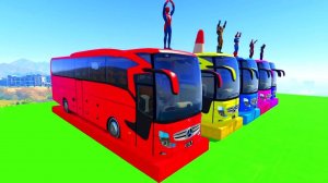 Мультики для детей Человек-паук с Автобусами и Супергероями на полосе препятствий