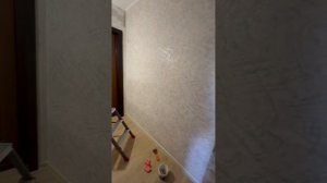 Два рулона обоев и коридор готов.