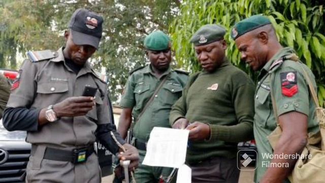 GUMI E×POSES N!G£R!AN @RMY M!L!TAR¥ HOW THEY ARE THE ONCE SELLING ₩£AÞONS 2 ßAND!TS REVEALS NAMES.. смотреть онлайн