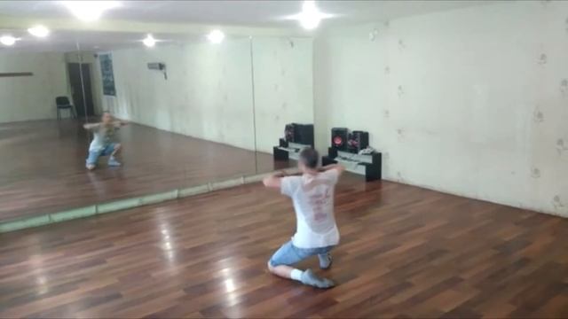 Связка хип-хоп под счет и музыкуHip-Hop The Routine 2