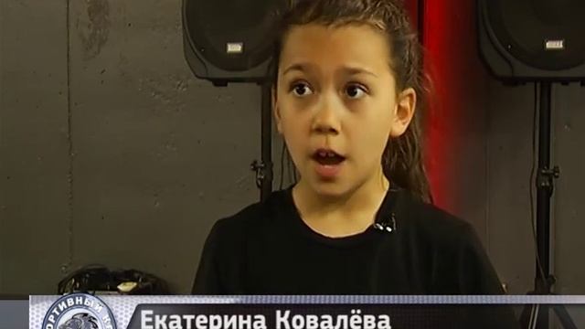 Как юная победительница первенства по хип-хопу хочет обогнать сестру по количеству наград смотреть онлайн