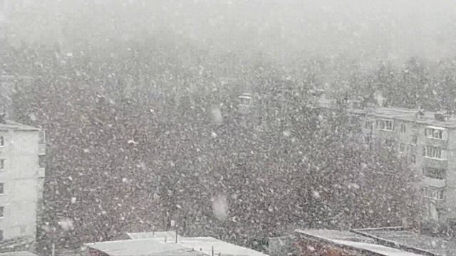 СНЕГ В КОНЦЕ АПРЕЛЯ. смотреть онлайн