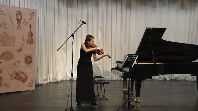 Александр Петров – Две русские миниатюры для скрипки соло (исп. Мария Хоменко) смотреть онлайн