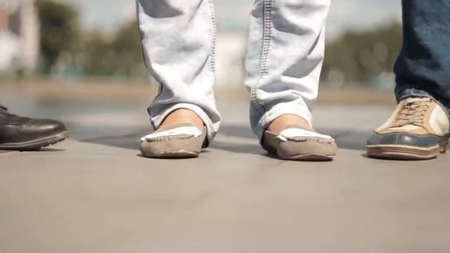 Атри и Леша Маэстро «Хлоп топ» смотреть онлайн