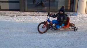 Зимний дрифт на дрифт трайке.