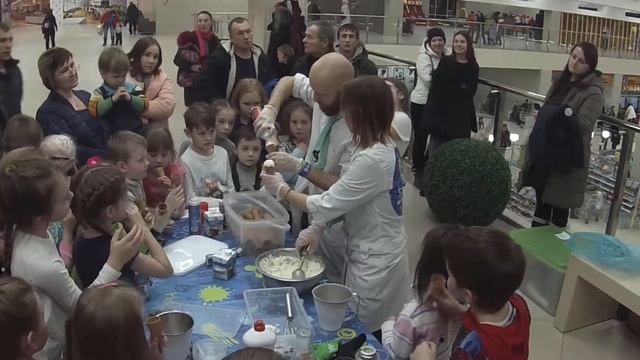 "Шоу сумасшедшего профессора Николя" Киров