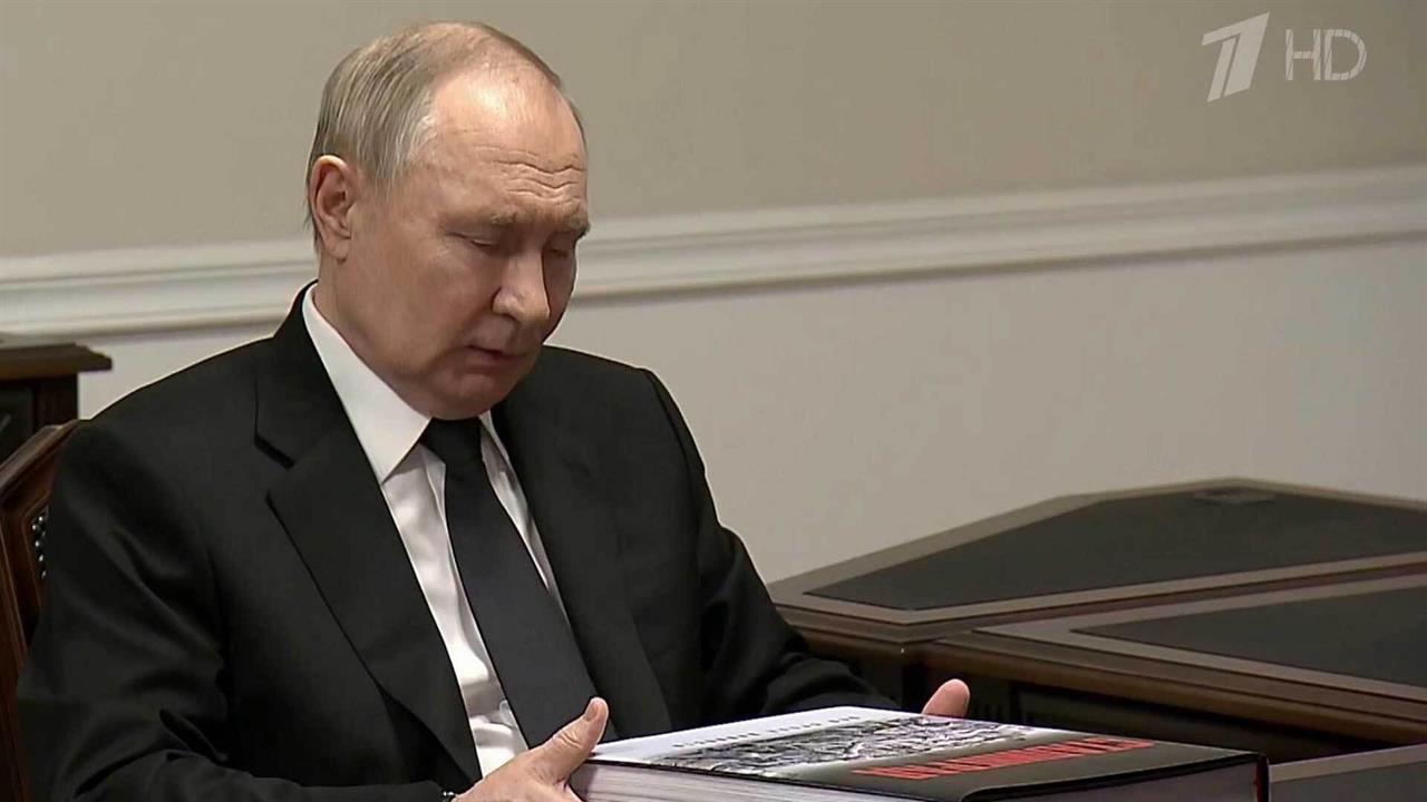 Владимир Путин подписал указ о присвоении аэропорту Волгограда исторического названия "Сталинград"
