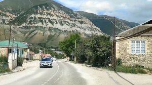 Дорога в Дербент через Буйнакск. Наблюдаем, как равнинные пейзажи сменяются горными ландшафтами