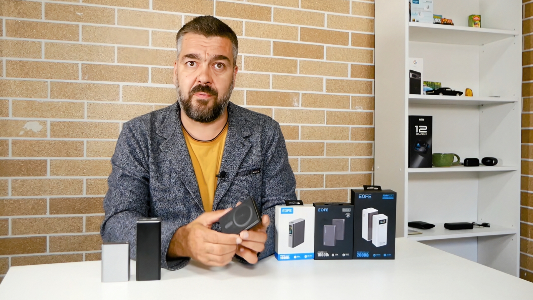 Тест трёх портативный доступных аккумуляторов power bank EOFE / Арстайл /