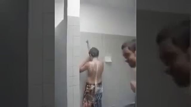 Смешное видео Несмываемый шампунь или читайте инструкцию смотреть онлайн