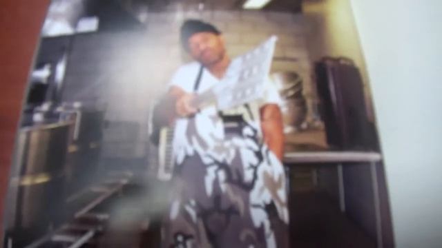 Mobb Deep подарил свою посмертную книгу Чипинкос и D'yadya J.i. смотреть онлайн