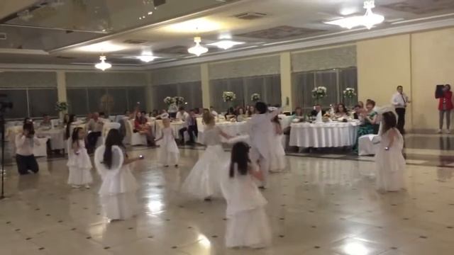 Оформление танца молодоженов. Wedding dance
