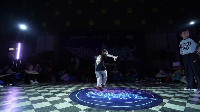 КЭМ vs Халк  TOP 16  BEST BBOY PRO  TEEN SPIRIT