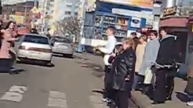 Бегун на остановке смотреть онлайн