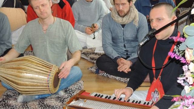 Jai nitai gaura das, SP Vyasapuja 2013, nama kirtan, Ljubljana смотреть онлайн