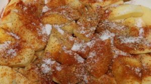 Пряный картофель с луком и укропом в рукаве