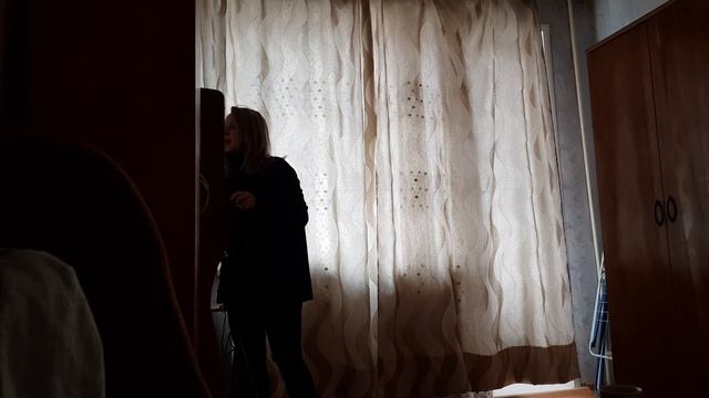 А кому то на работу... смотреть онлайн