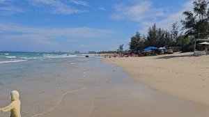 Пляж Бай Дай, лазурное море. Полная часа езды от Нячанга, Вьетнам.