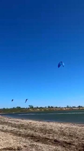 Кайтсерфинг в Благовещенской , коса Голенькая , отель Лиманыч. #kite4life #kite #kiterostov смотреть онлайн