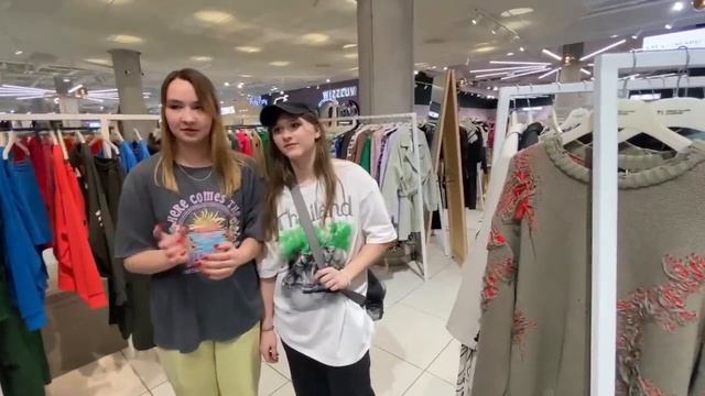 ЭКСТРЕМАЛЬНЫЕ ПРЯТКИ В АВИАПАРКЕ!!! Новый контент? #прятки #Авиапарк смотреть онлайн