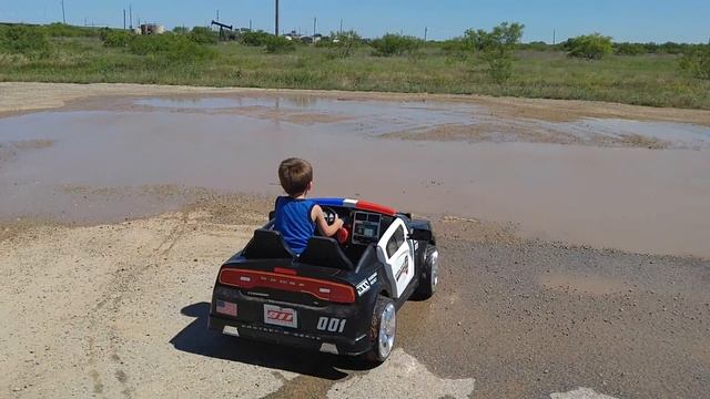 4 wheeler Test run смотреть онлайн