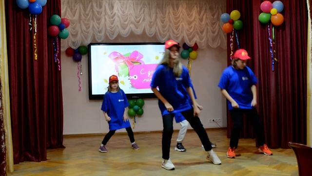 Танцевальная студия «Play» - Хип-хоп смотреть онлайн