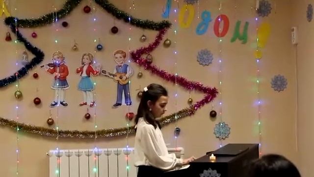 Е. Тиличеева "Берёзка " - Коротнева Полина 1кл. смотреть онлайн