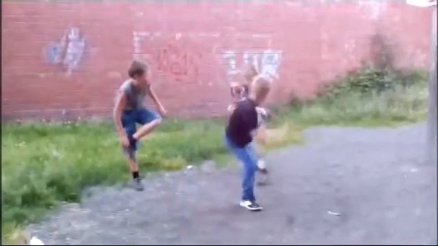 Удар ниже пояса XD смотреть онлайн