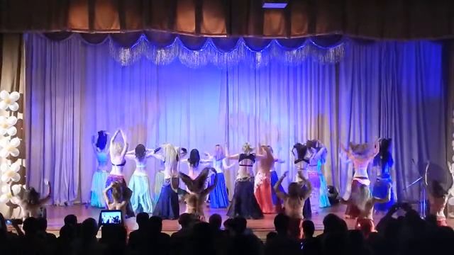 Шоу балет восточного танца "Diamant" рук. Анна Бобок 17.05.2014 смотреть онлайн