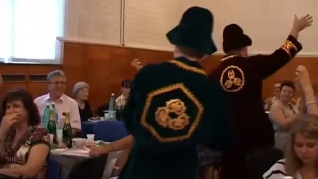 вечер встречи выпускников Волгоградского училища искусств 1984года(Волгоград) смотреть онлайн