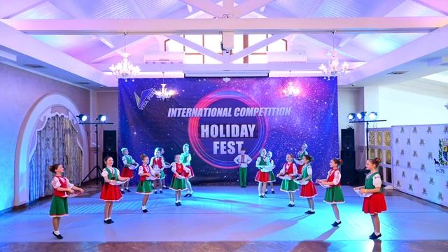 Ішло дівча лучками смотреть онлайн