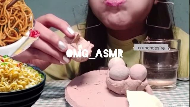 Шарики и тарелка печенья смотреть онлайн