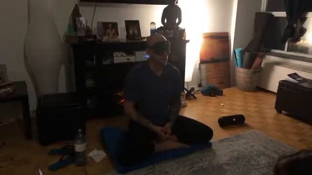 Heart Discussion + Meditation смотреть онлайн