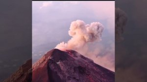 Извержение вулкана