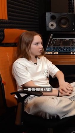 С кем Betsy хочет сделать песню? Смотрите в шоу «По Студиям»!  #интервью #постудиям #шоубиз